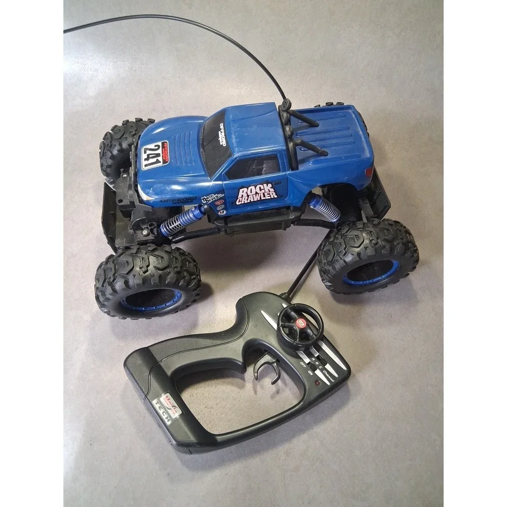 Maisto Rock Climber With Remote - Picture 1 of 14